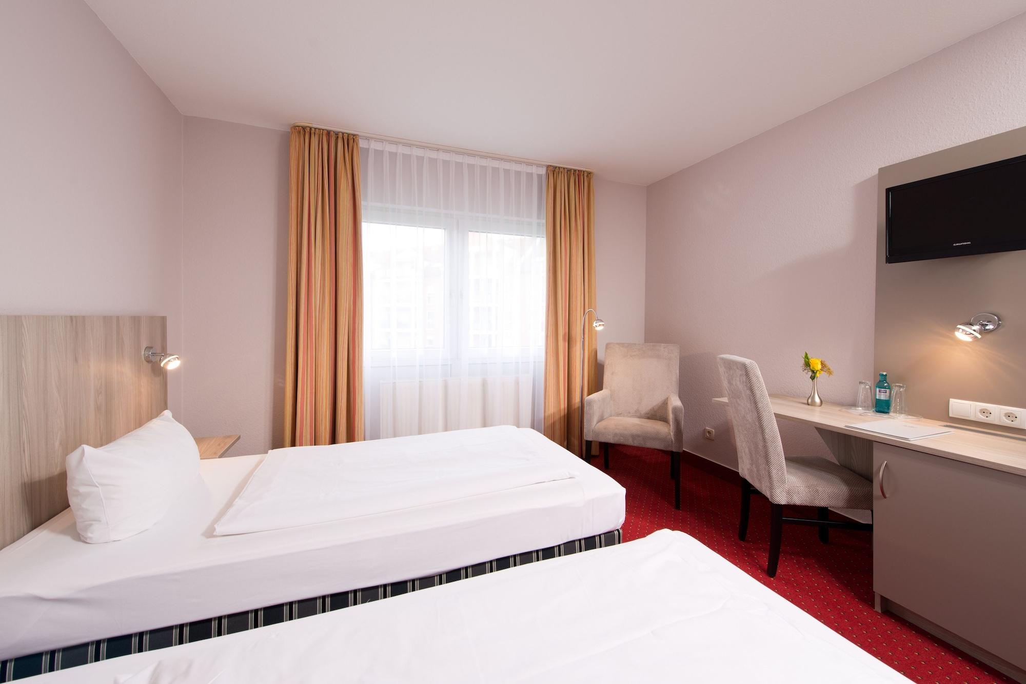 Achat Hotel Frankenthal In Der Pfalz エクステリア 写真