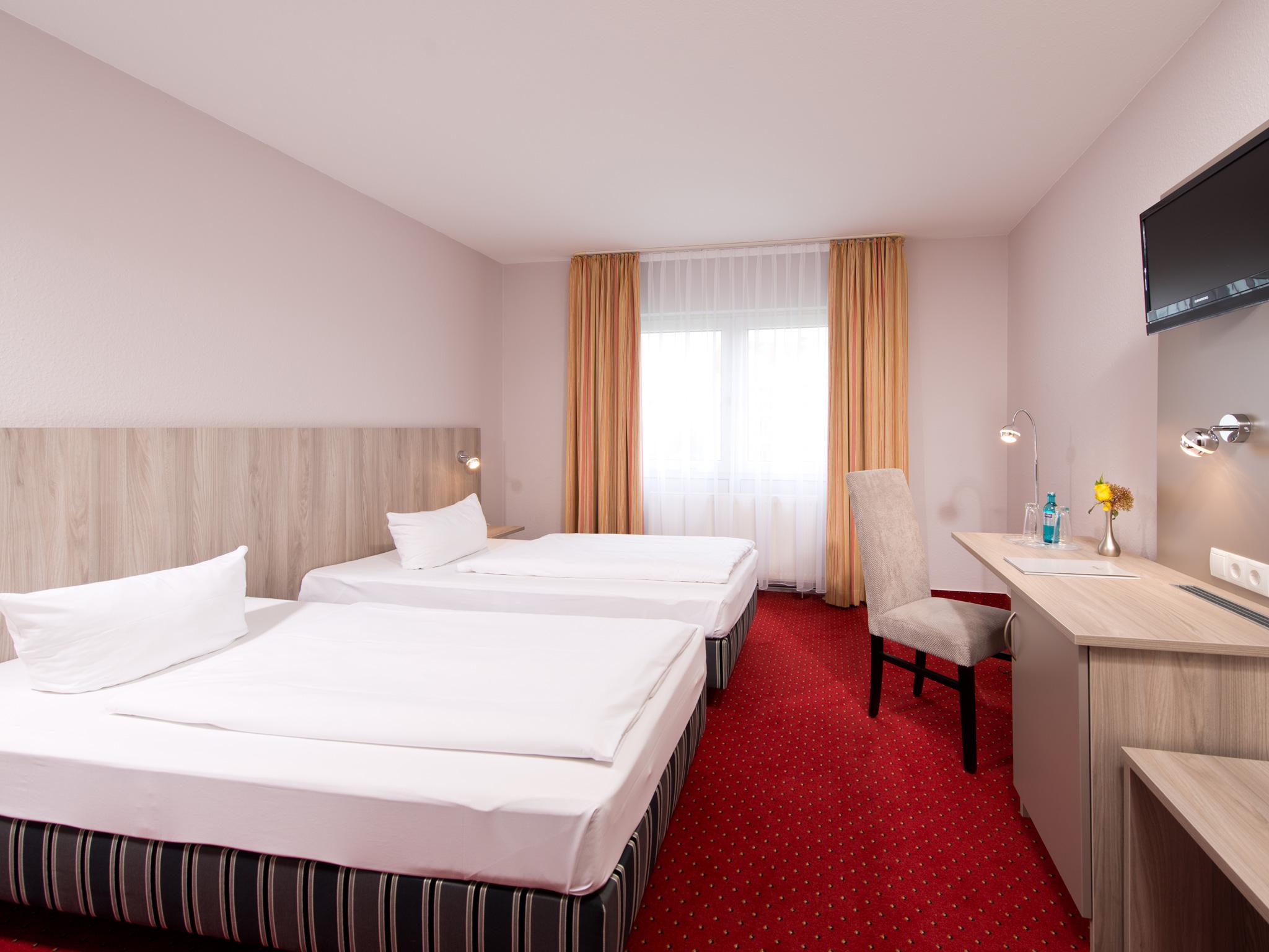 Achat Hotel Frankenthal In Der Pfalz エクステリア 写真