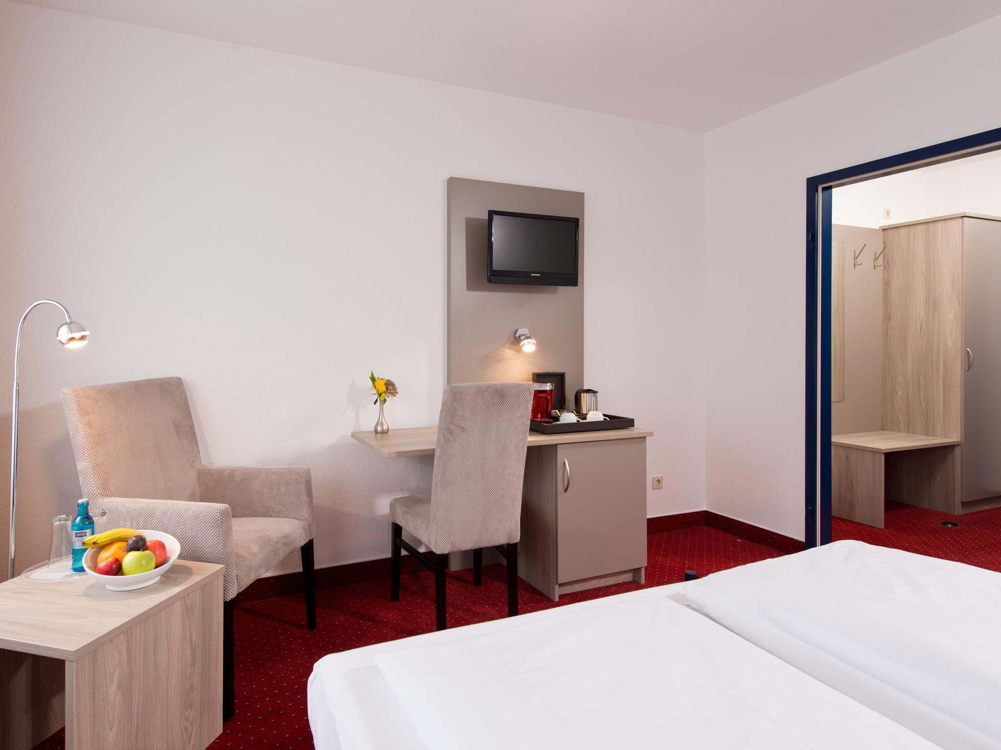 Achat Hotel Frankenthal In Der Pfalz エクステリア 写真