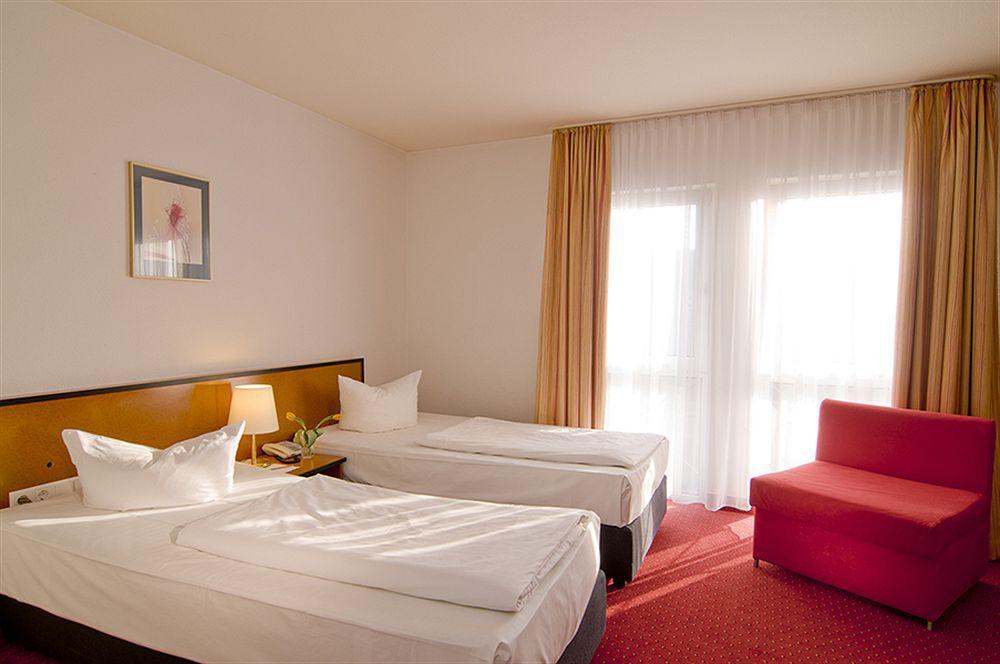 Achat Hotel Frankenthal In Der Pfalz エクステリア 写真